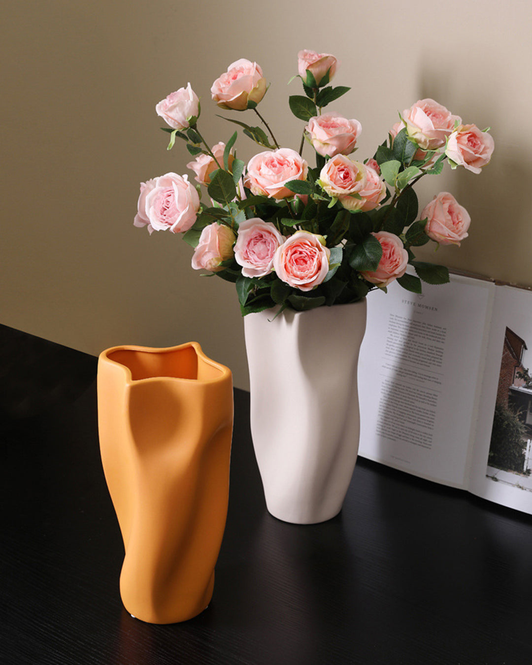 Ripple Texture Ceramic Vase